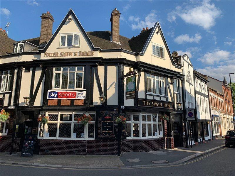 The Swan Inn Pub ไอล์เวิร์ธ ภายนอก รูปภาพ